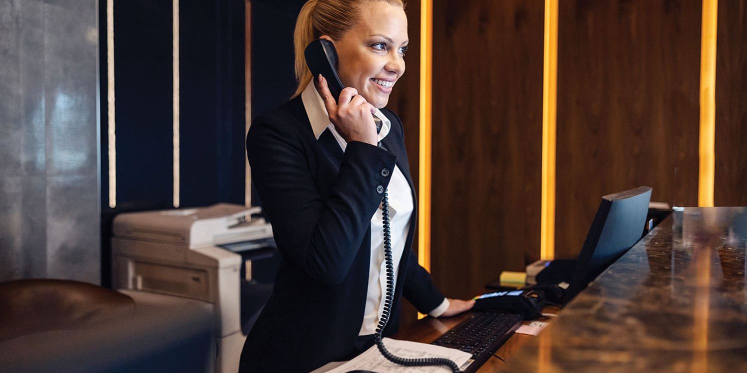 Pulizia sale attesa e reception