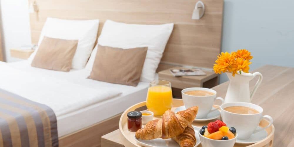 pulizia di una camera d albergo